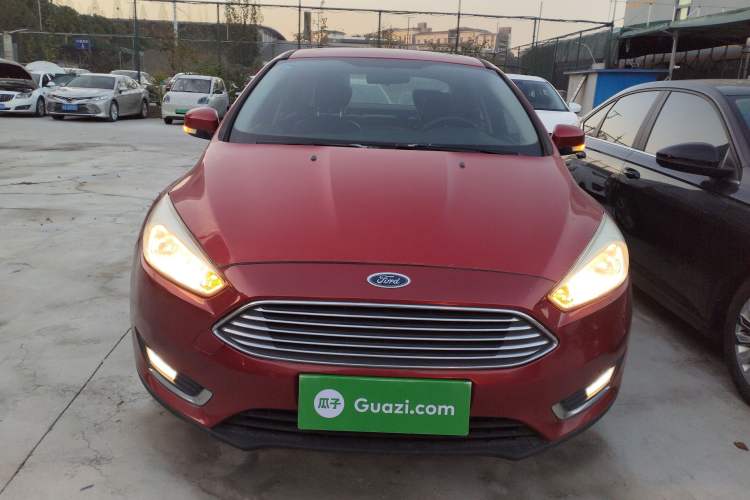 Used Ford Focus 2017 Sedan 1.6L Automatic Fashion Edition Smart Drive Version
