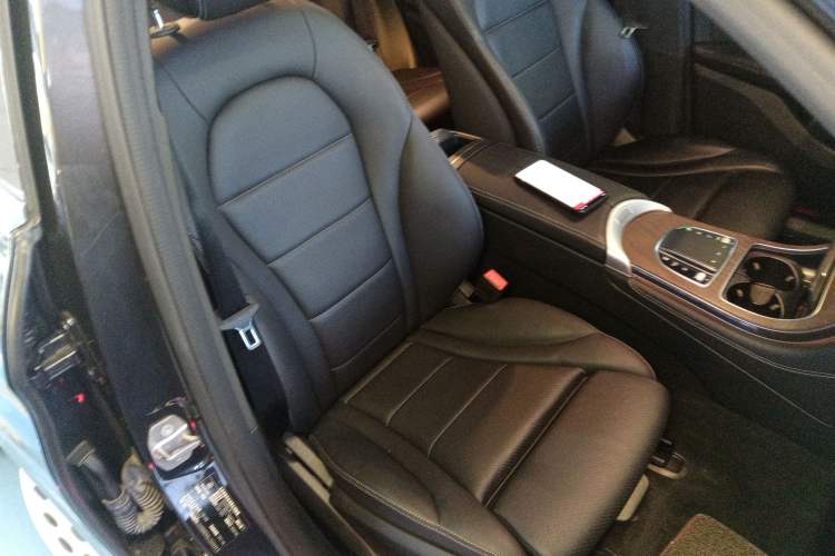 Used Mercedes-Benz GLC 2020 Facelift GLC 300 L 4MATIC Dynamic Edition
