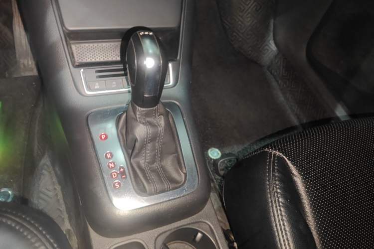 Used Volkswagen Tiguan 2016 280TSI Automatic Two-Wheel-Drive Silk Road Style Edition