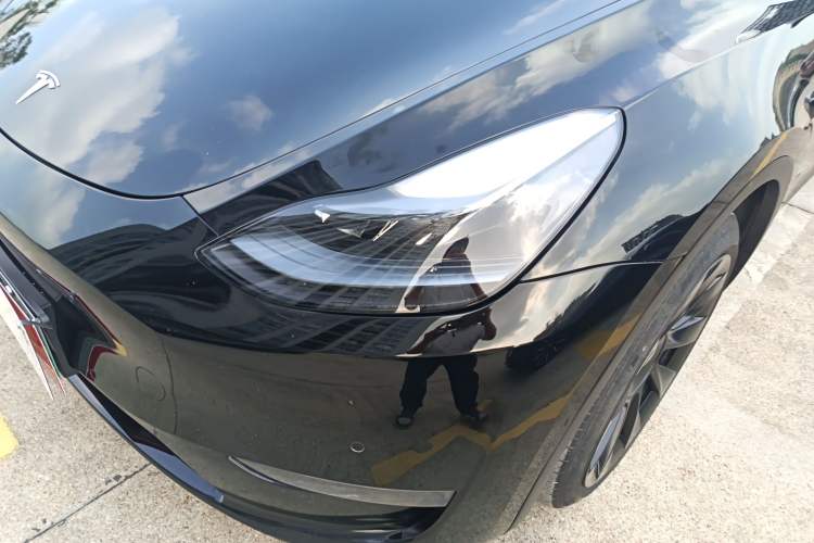 Used Tesla Model Y 2021 Long-Range All-Wheel-Drive Version 3D7
