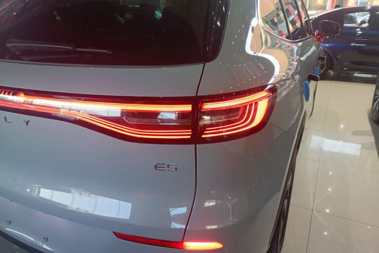 Used  E5 2024 530 km Exploration+ Version