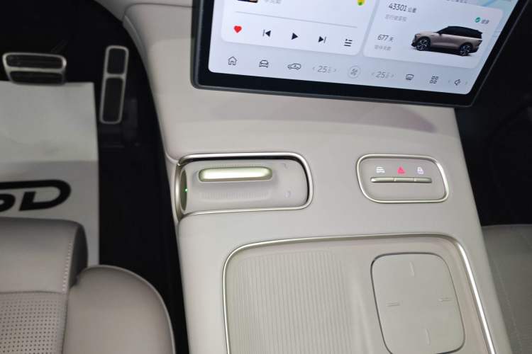 Used Nio ES8 2023 75 kWh
