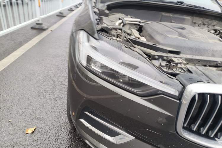 Used Volvo XC60 2021 T5 4x4 Smart Luxury Edition