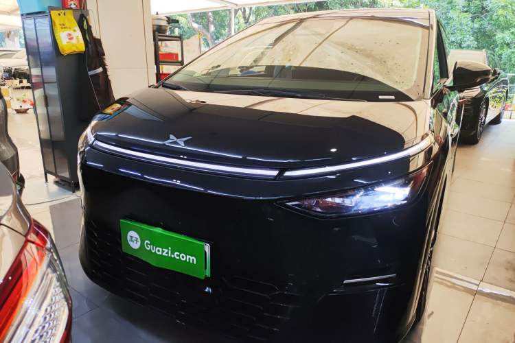 Used XPeng X9 2025 740 Ultra-Long Range Max
