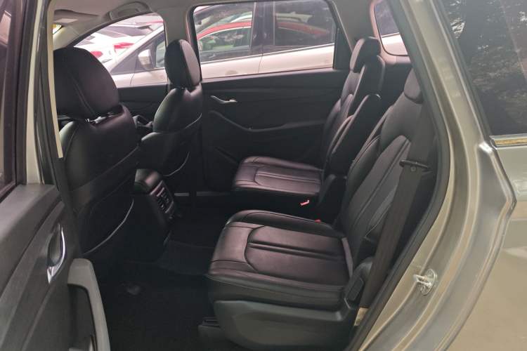 Used Baojun 360 2019 1.5L Manual Elite Version China VI Standard