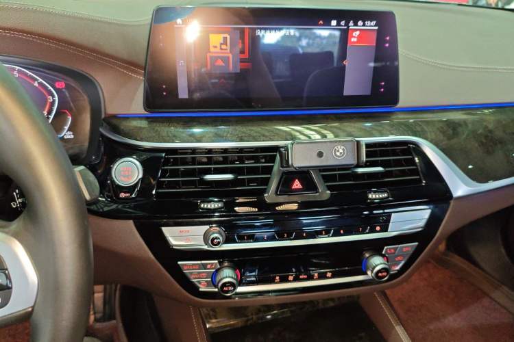 Used BMW 5 Series 2020 525Li M Sport Package
