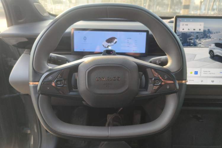 Used Lynk & Co Z20 2025 530 km Range Rear-Wheel Drive Max
