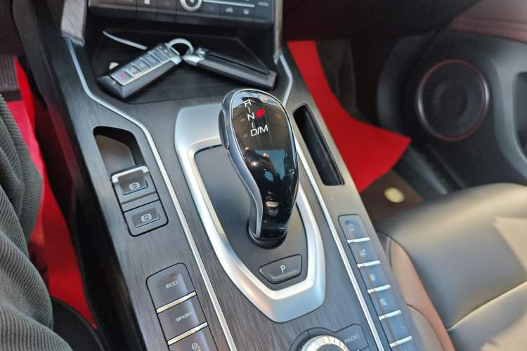 Used Wey VV5 2020 1.5T Two-Wheel Drive Smart Pioneer
