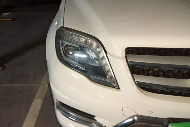 Used Mercedes-Benz GLK-Class 2015 GLK 260 4MATIC Dynamic Edition Ultimate Version
