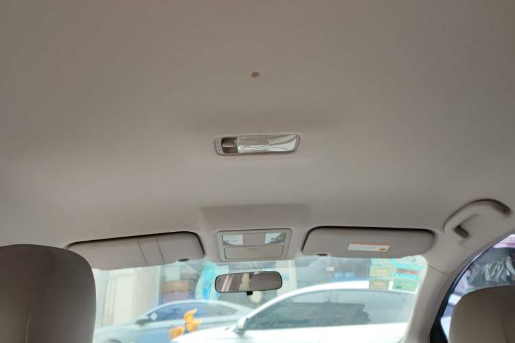 Used Nissan Tiida 2014 1.6L CVT Comfort Model
