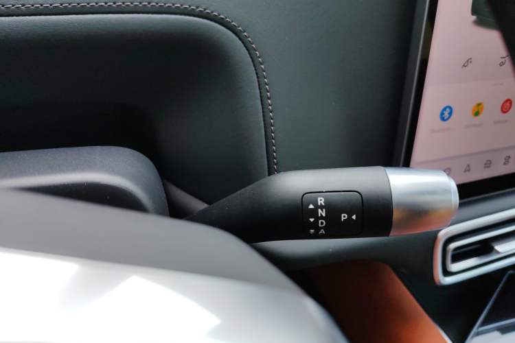 Used Li Auto L8 2025 Ultra Smart Refreshed Edition
