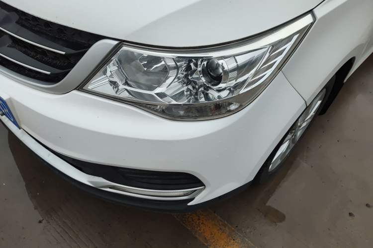 Used Baojun 730 2019 1.5L Manual Value Edition 7 Seats China VI Emission Standard
