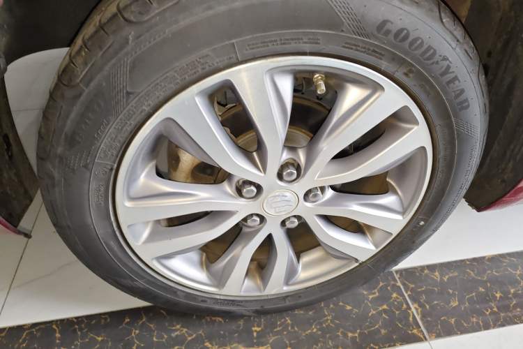 Used Buick GT 2019 18T Automatic Connected Elite Model China VI Standard
