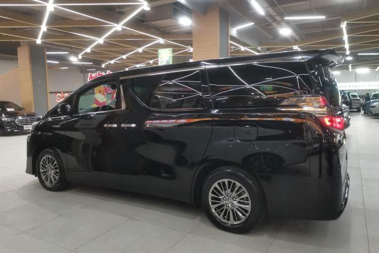 Used Toyota Vellfire 2019 Dual-Engine 2.5L HV Luxury Edition