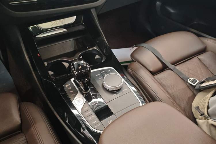 Used BMW X3 2022 Facelift xDrive30i Luxury Edition M Night Edition Package
