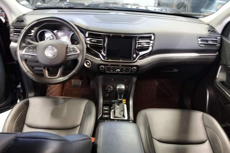 Used  Grand Commander 2018 2.0T Four-Wheel Drive Enjoyment Edition China VI