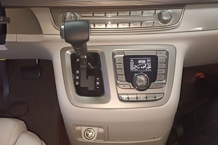 Used SAIC MAXUS G10 2018 PLUS 2.0T Automatic Smart Edition
