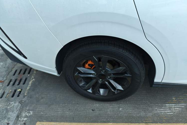 Used Dongfeng Aeolus Yixuan 2023 Mach Edition 1.5L Automatic Chasing Shadow Version