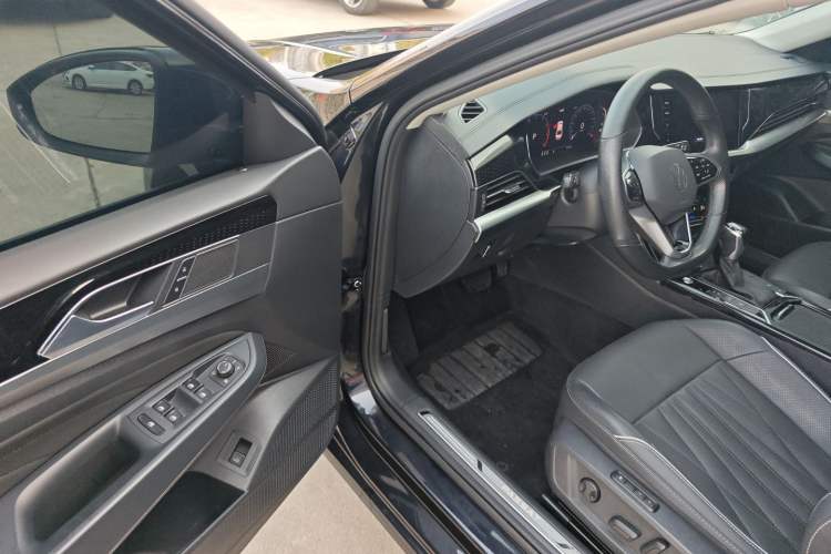 Used Volkswagen Passat 2022 330TSI Luxury Edition
