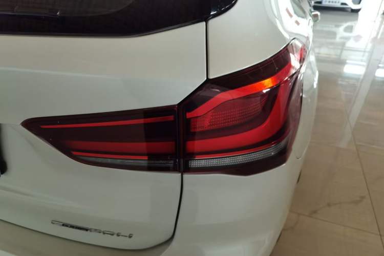 Used BMW X1 2020 sDrive20Li Premium Edition
