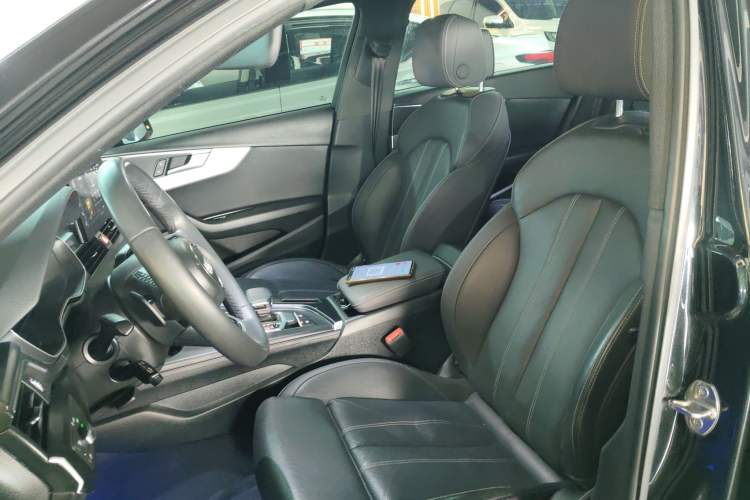 Used Audi A4L 2022 40 TFSI Fashion Dynamic Model