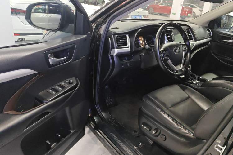 Used Toyota Highlander 2021 2.0T Four-Wheel Drive Luxury Edition 7 Seats
