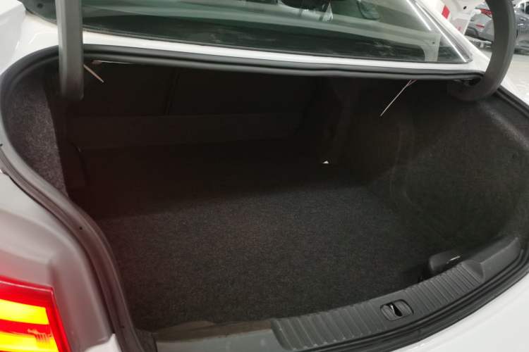 Used Buick Verano 2019 Sedan 15S Automatic Leading Model
