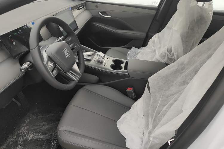 Used BYD Qin PLUS 2025 DM-i Smart Drive 55KM Leading Model
