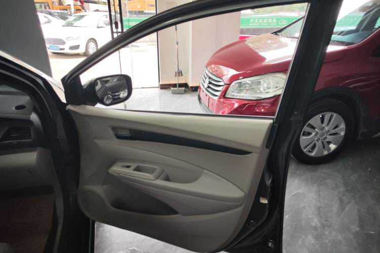 Used Honda City Classic 2012 1.5L Manual Comfort Edition
