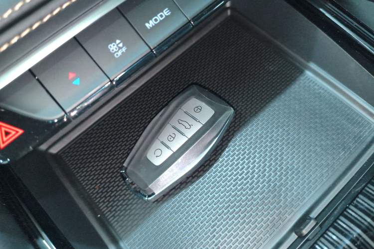 Used Geely Auto Monjaro L 2024 2.0TD DCT EVO Two-Wheel Drive Long-Range Version
