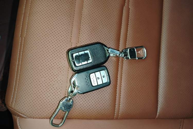 Used Honda CR-V 2021 240TURBO CVT 2WD Fashion Edition
