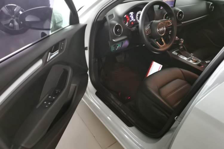 Used Audi A3 2018 30th Anniversary Edition Limousine 35 TFSI Ambition Model