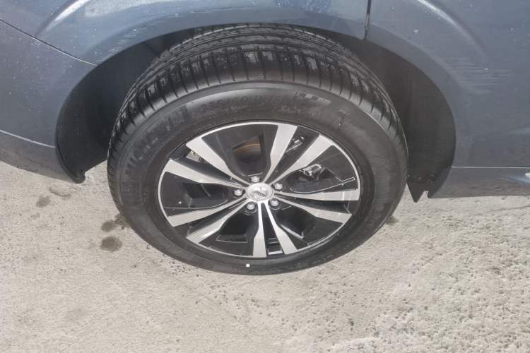 Used Volvo XC60 2023 B5 4x4 Smart Luxury Edition
