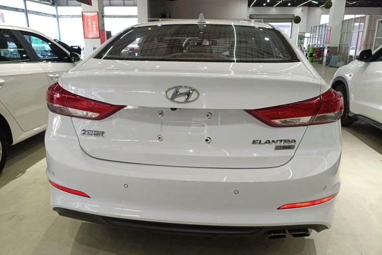 Used Hyundai Elantra 2019 1.4T Dual-Clutch Xuan Dong · Dynamic Model
