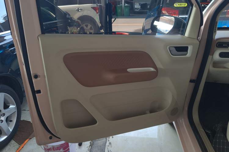 Used Wuling Hongguang MINIEV 2024 3rd Generation 215km Advanced Version
