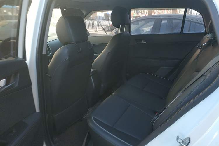 Used Hyundai ix25 2015 1.6L Automatic Two-Wheel Drive Smart GLS Trim
