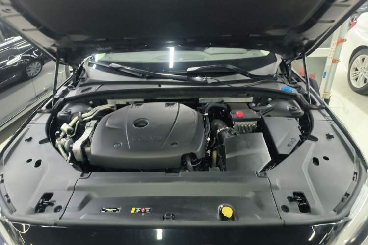 Used Volvo S90 2020 T5 Zhiyi Luxury Edition
