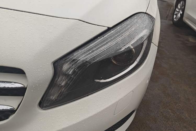 Used Mercedes-Benz A-Class (Import) 2015 A 180
