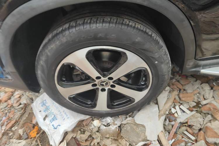 Used Mercedes-Benz GLC 2018 GLC 260 4MATIC Luxury Model