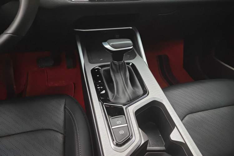 Used Geely Auto Emgrand 2023 4th Generation Champion Edition 1.5L CVT Prestige Model
