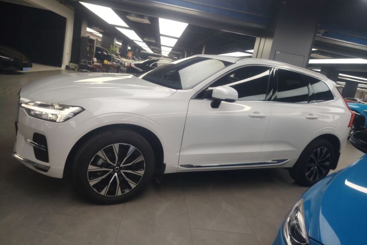 Used Volvo XC60 2024 B5 4x4 Smart Luxury Edition
