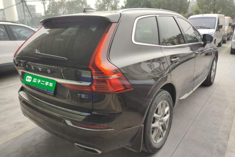 Used Volvo XC60 2019 T5 4x4 Smart Edition China VI Standard