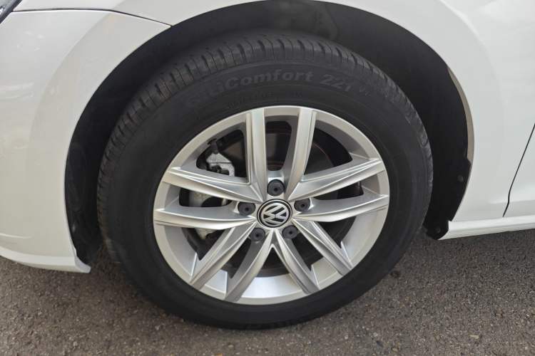 Used Volkswagen Golf 2018 230TSI Automatic Comfort Model