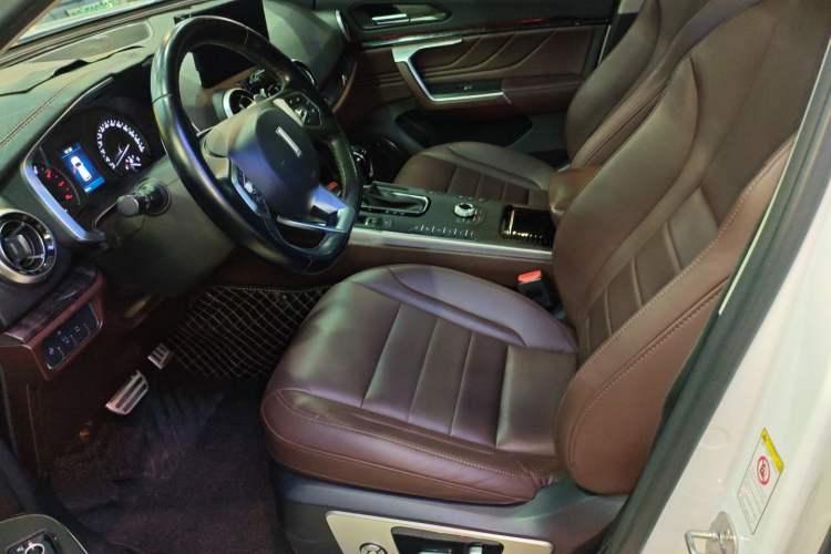 Used Wey VV5 2019 Upgraded Model 2.0T Two-Wheel Drive Ultra-Luxury Version China V Standard
