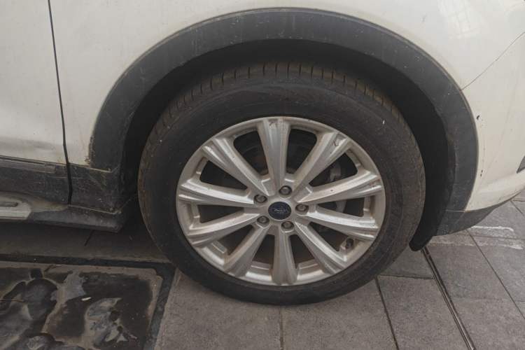 Used Ford Kuga 2017 EcoBoost 180 Two-Wheel-Drive Luxury Wing Edition
