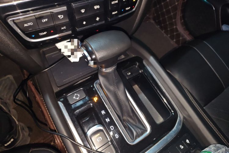 Used GAC Trumpchi GS8 2017 320T Two-Wheel Drive Luxury Smart Connectivity Version (7 Seats)
