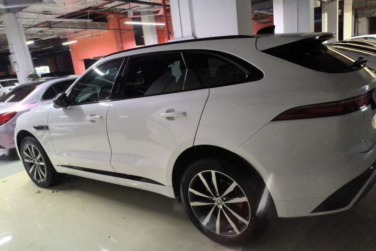 Used Jaguar F-PACE 2024 P250 R-Dynamic SE
