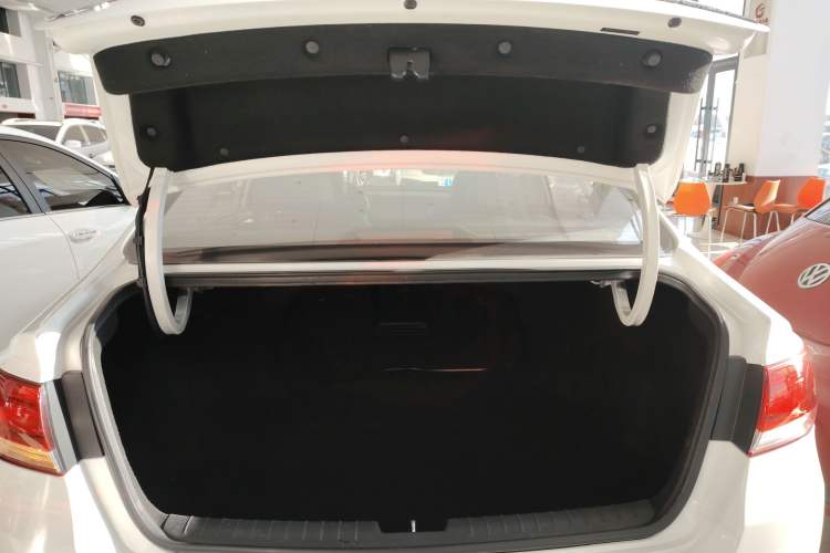 Used Kia K4 2014 1.8L Automatic GLS