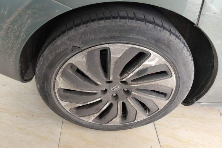 Used Hima AITO M5 2022 Extended-Range Four-Wheel Drive Performance Version
