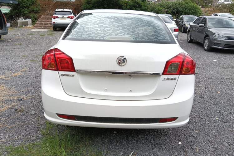 Used Buick Excelle 2015 1.5L Automatic Classic Model

